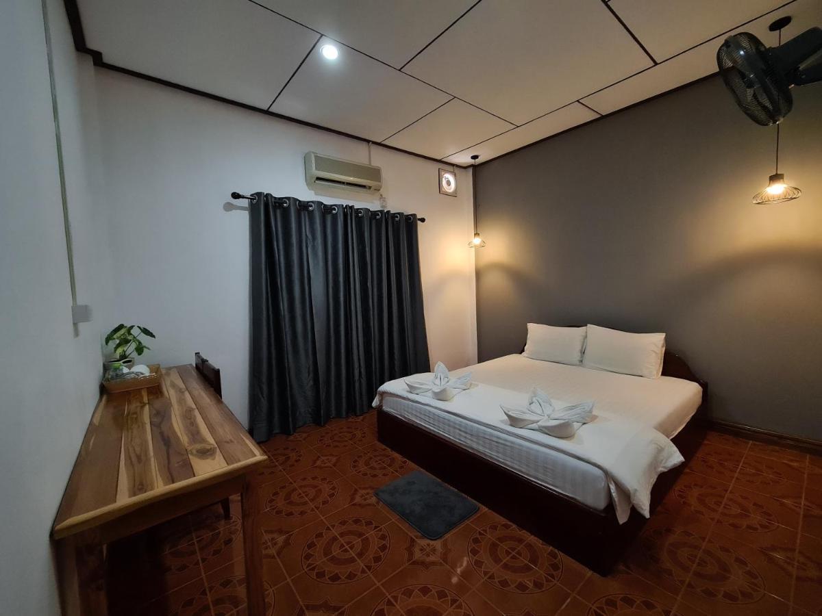 Saphaothong Guesthouse Vang Vieng Ngoại thất bức ảnh