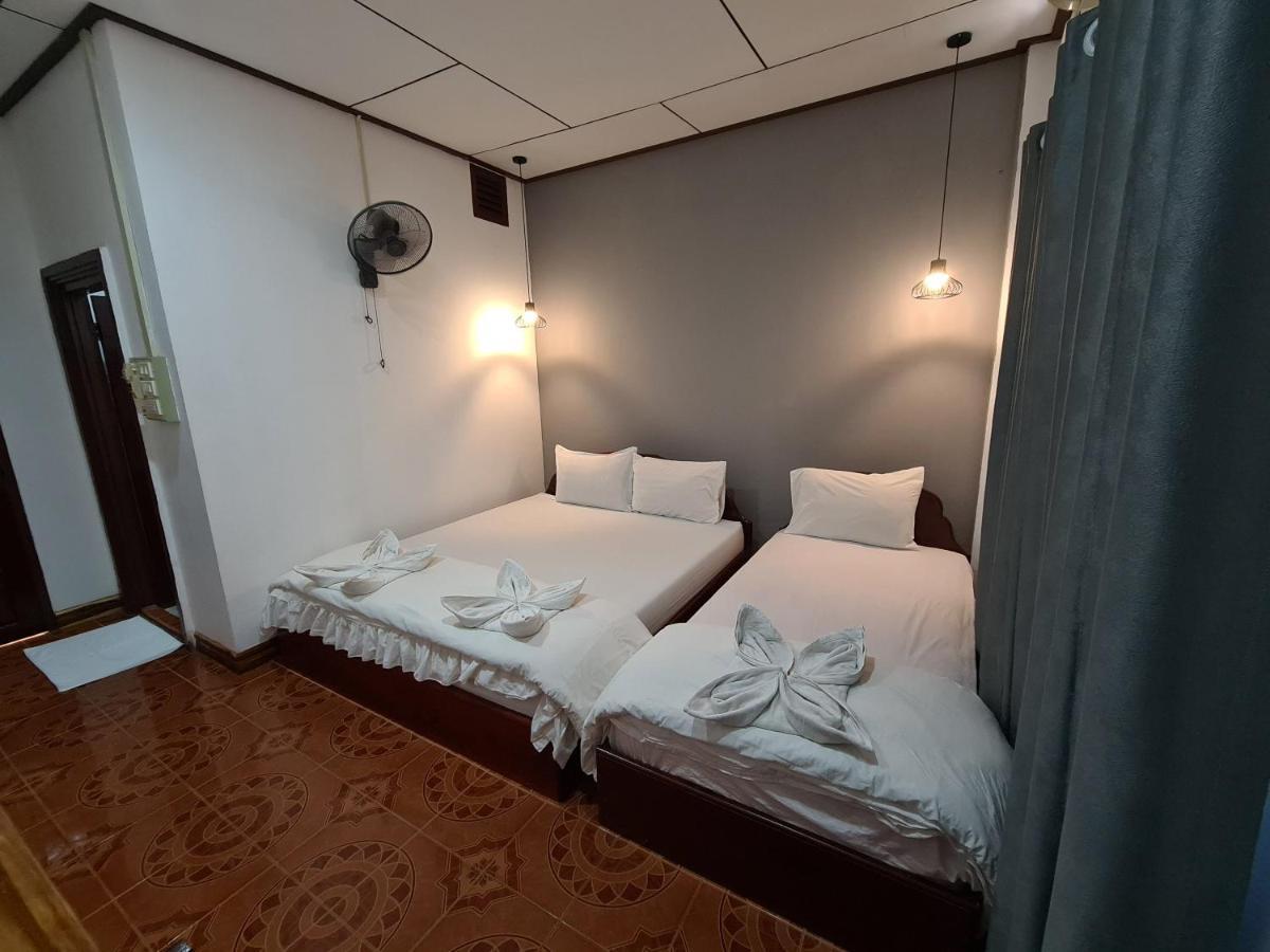 Saphaothong Guesthouse Vang Vieng Ngoại thất bức ảnh