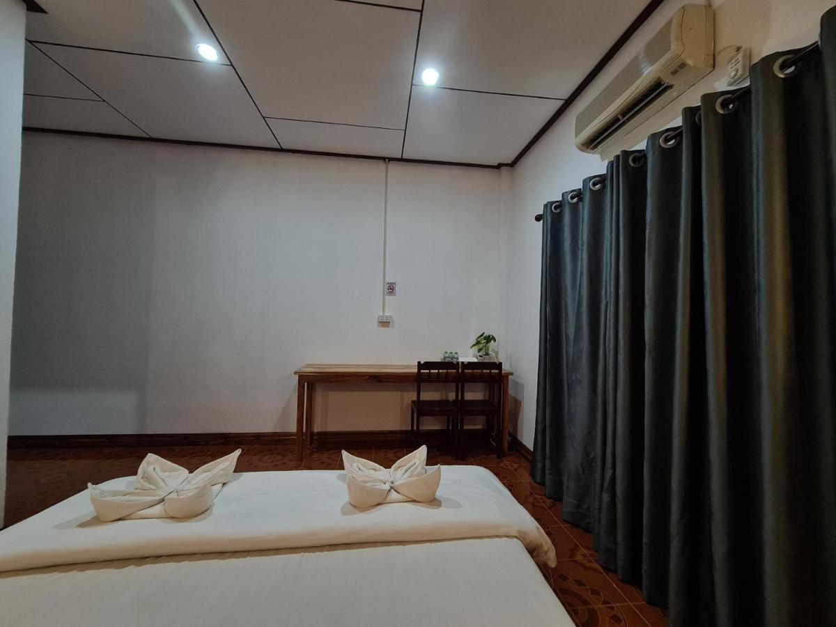 Saphaothong Guesthouse Vang Vieng Ngoại thất bức ảnh