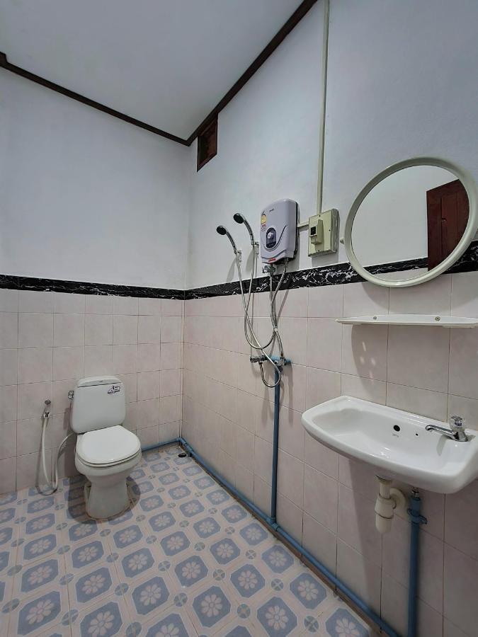 Saphaothong Guesthouse Vang Vieng Ngoại thất bức ảnh