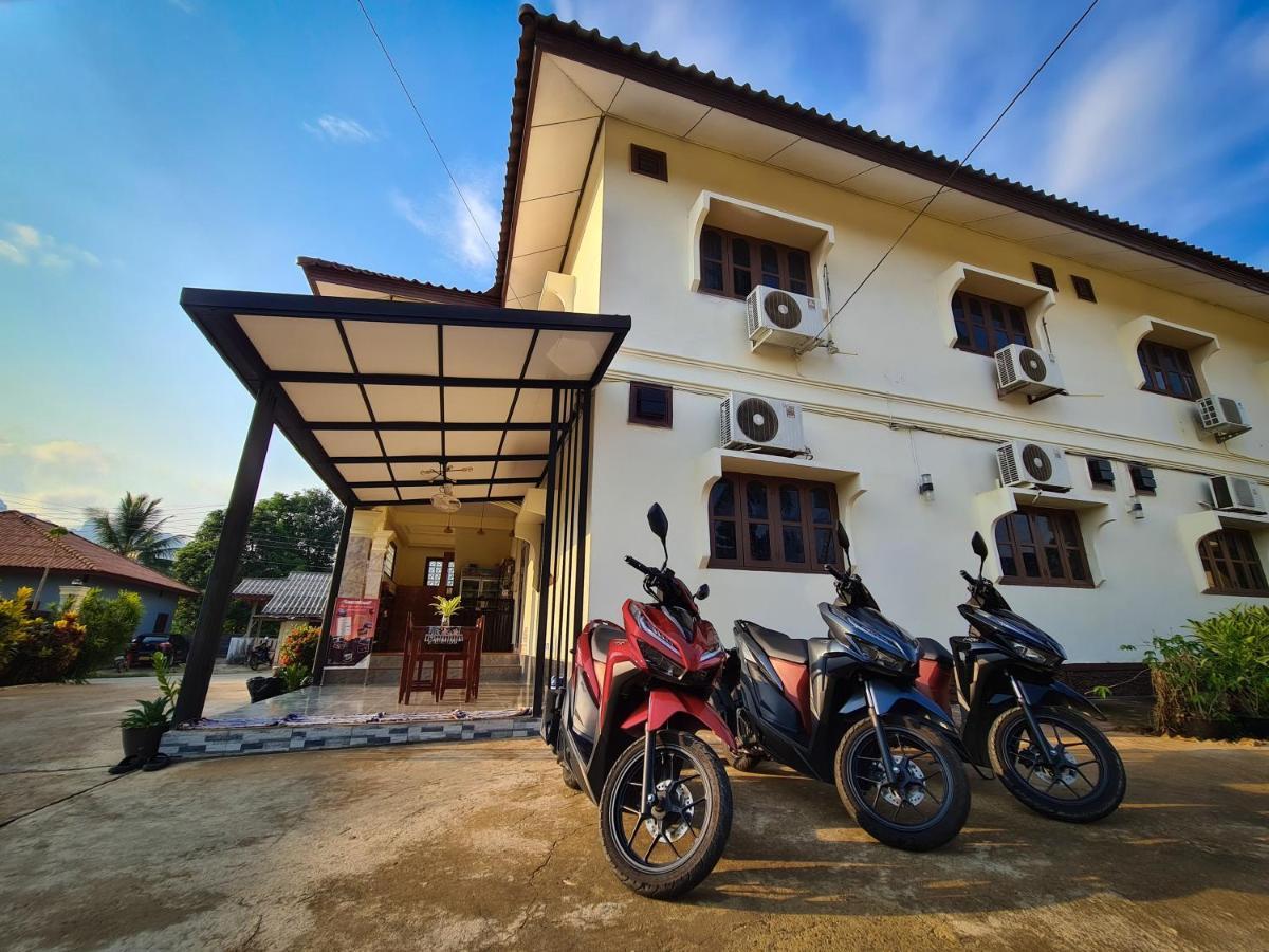 Saphaothong Guesthouse Vang Vieng Ngoại thất bức ảnh