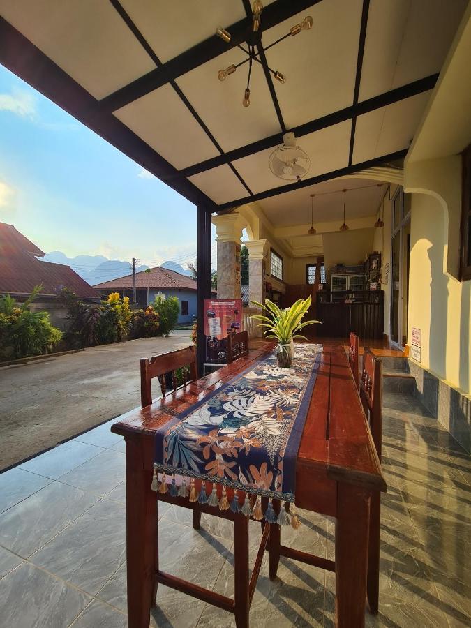 Saphaothong Guesthouse Vang Vieng Ngoại thất bức ảnh
