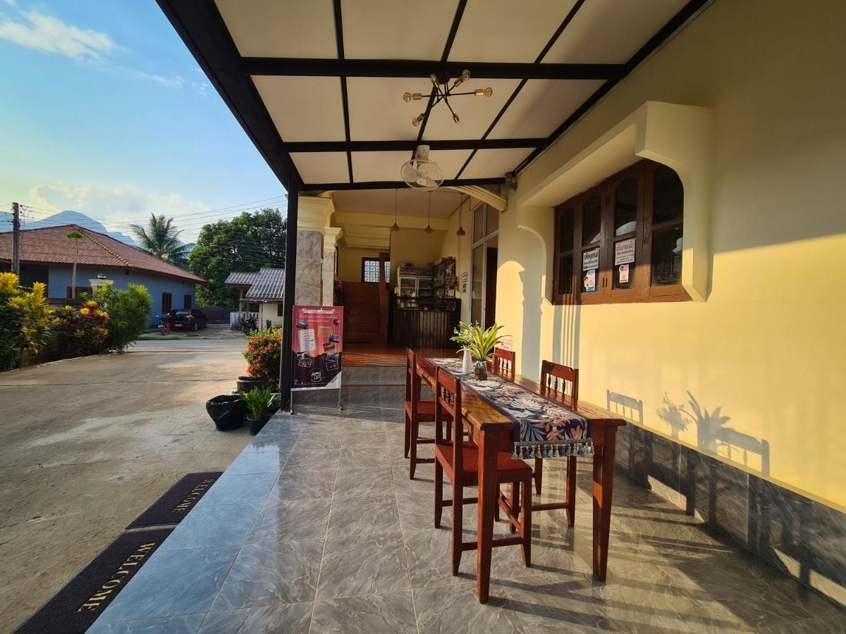 Saphaothong Guesthouse Vang Vieng Ngoại thất bức ảnh