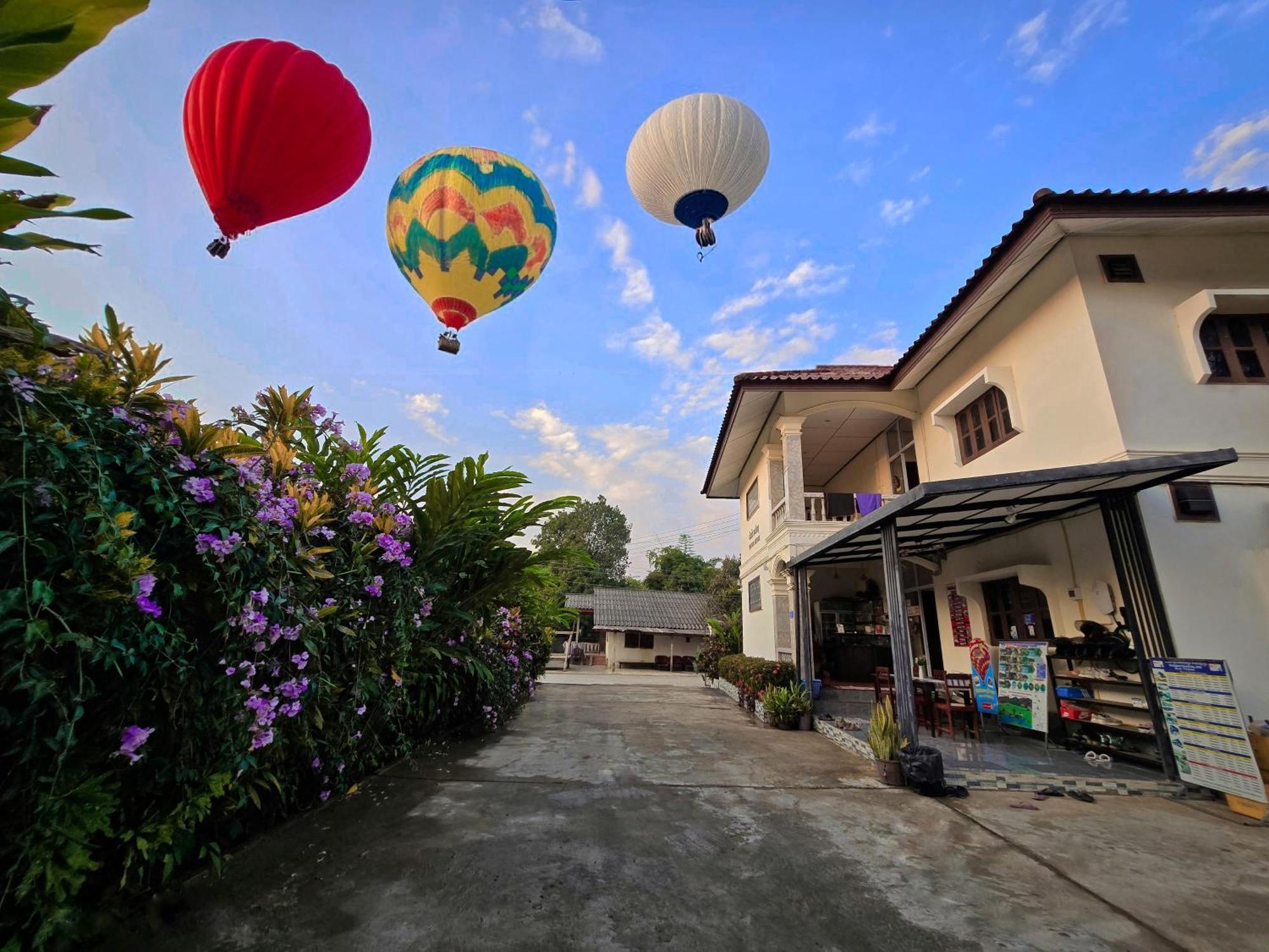 Saphaothong Guesthouse Vang Vieng Ngoại thất bức ảnh